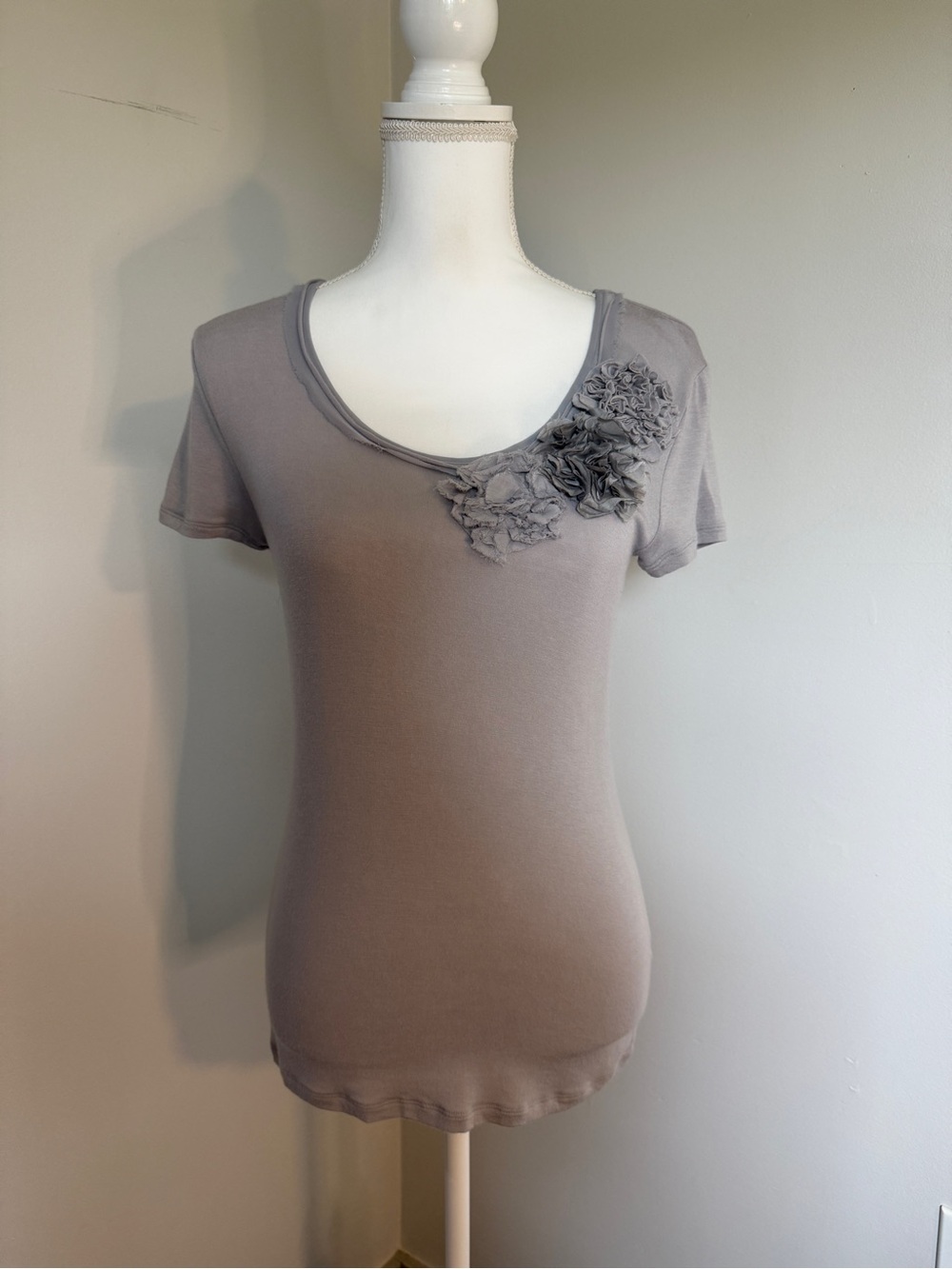 Vintage Y2K Banana Republic Rosette Floral Applique Top Women’s Small